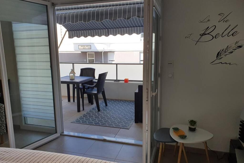 Cosy studio résidence de standing proche plage Villeneuve-Loubet Extérieur photo